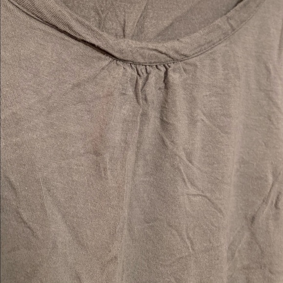 Grey basic t shirt with front cinch - Picture 2 of 3